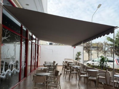 Montim tende ne lokal Montim tende ne lokal